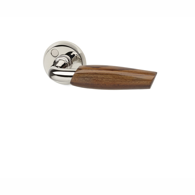 DÖRRHANDTAG A8130N